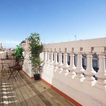 Appartamento Apbcn Gracia Terraced Barcellona Esterno foto